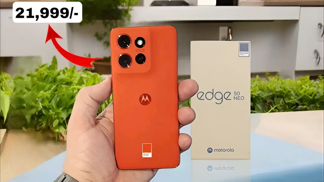 Moto Edge Premium